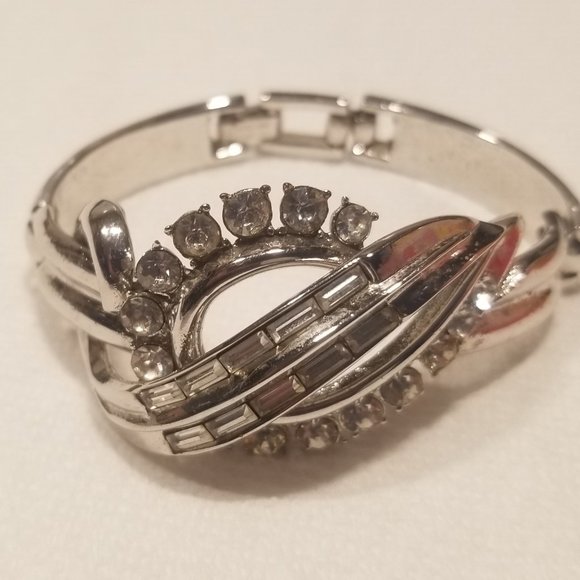 Dazzling mid-century signed Trifari bracelet - Picture 4 of 13